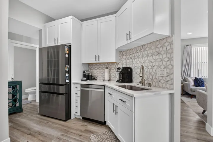 26-web-or-mls-9736-3656