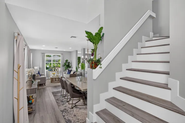12-web-or-mls-9736-3586