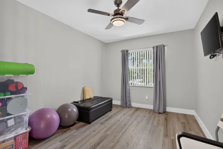 42-web-or-mls-9736-3736
