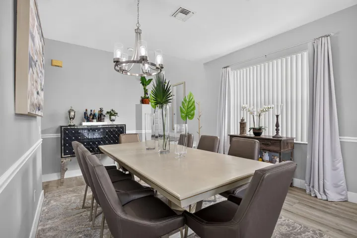17-web-or-mls-9736-3611