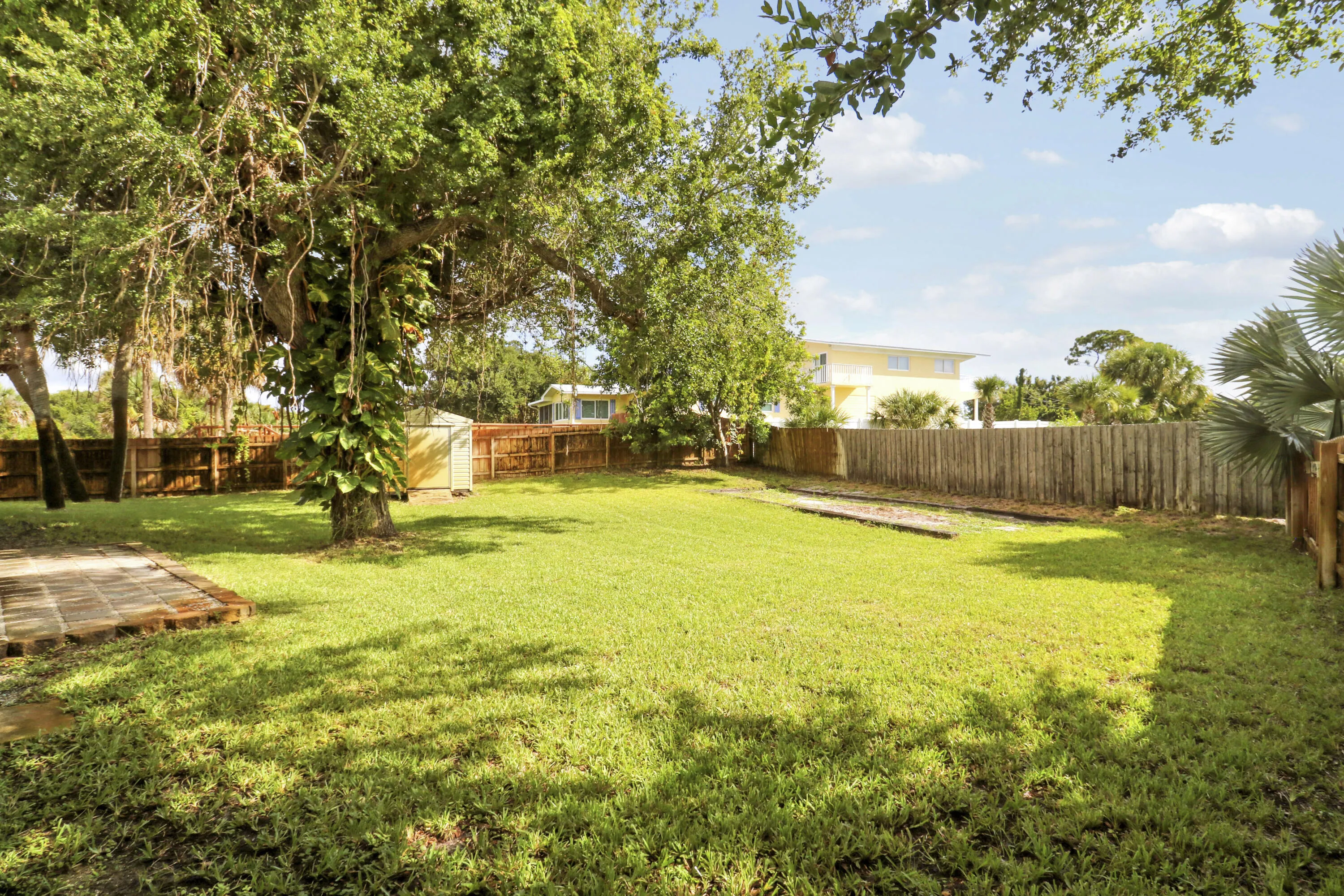 Property photo 38