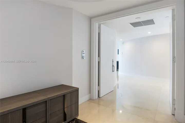 Private Foyer