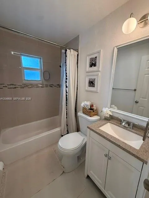 Photo 38