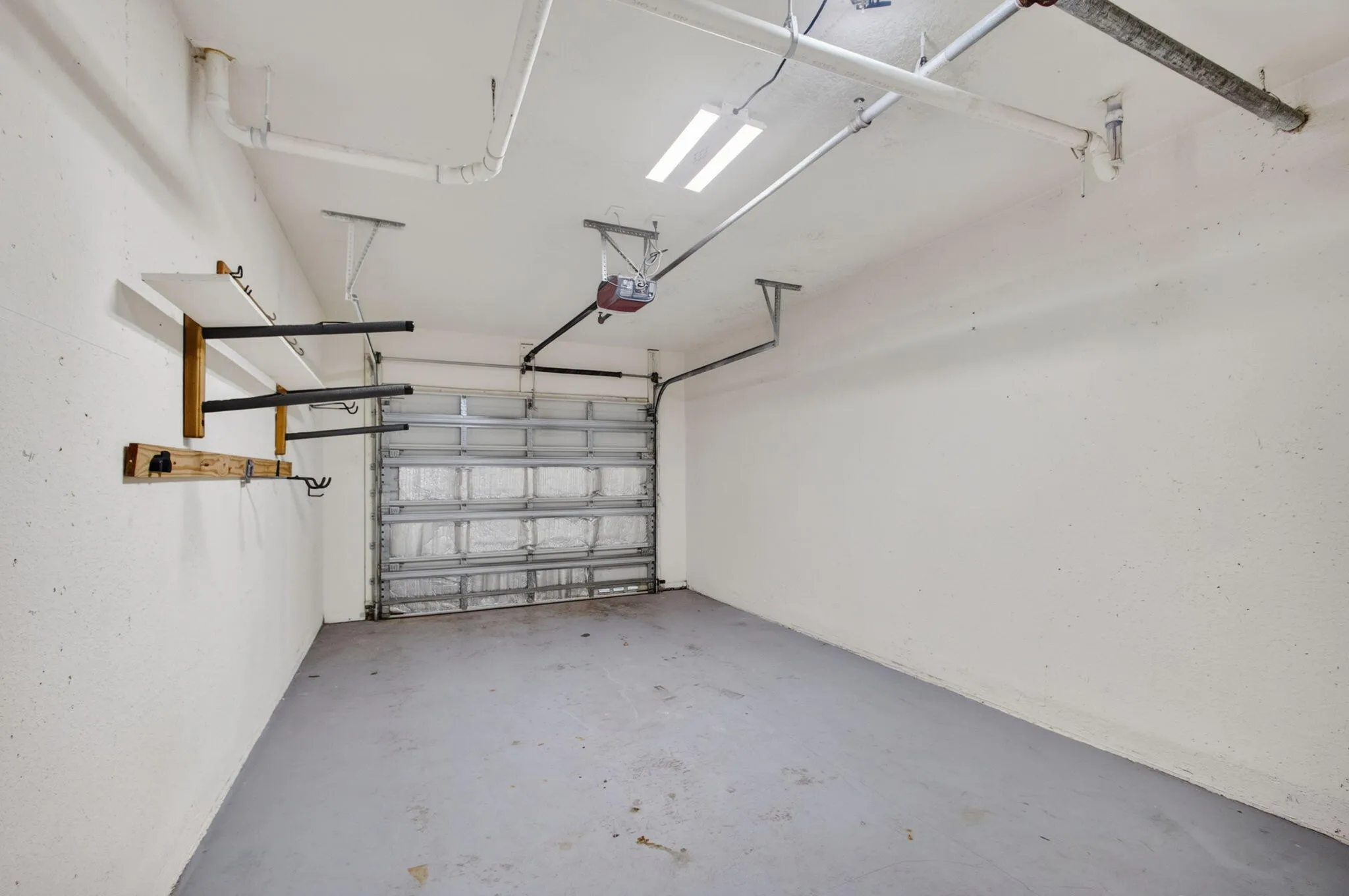 One Car Garage #11