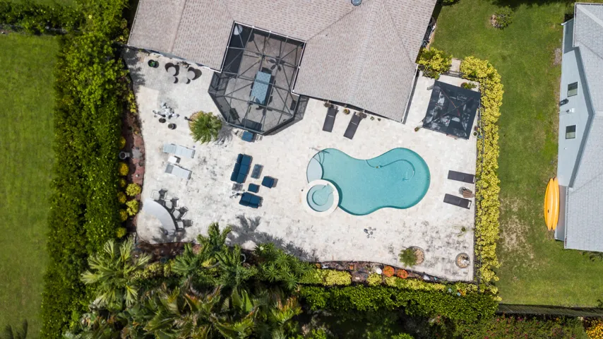 3230 Riviera Dr_Jody Coltogirone_7
