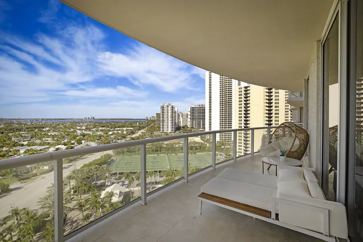 2700 N Ocean Dr 1006 -23