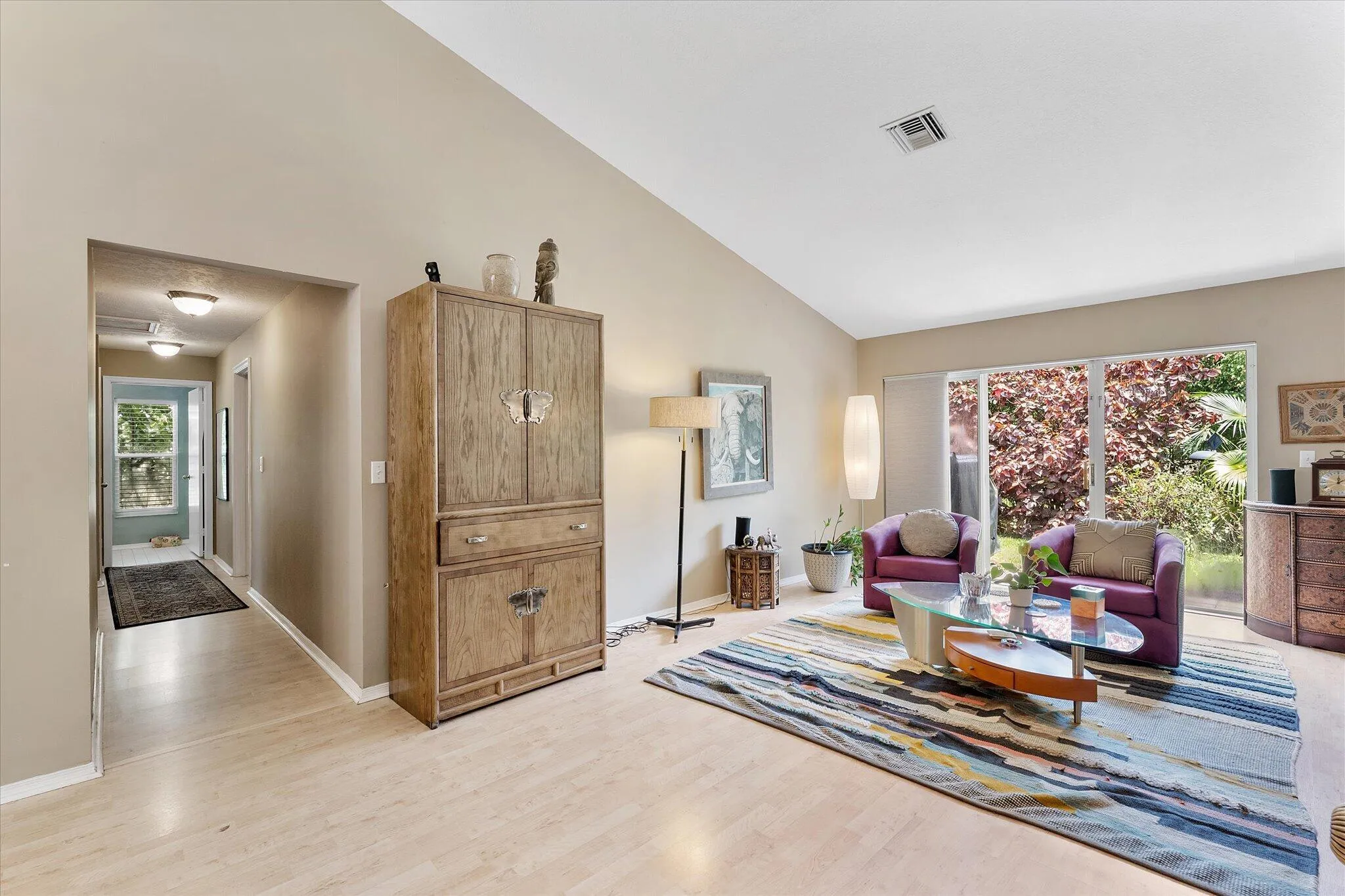 07-3715 Lancewood Place_007
