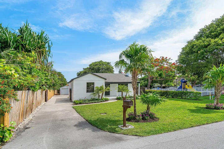 002-246Northeast13thStreet-DelrayBeach-F