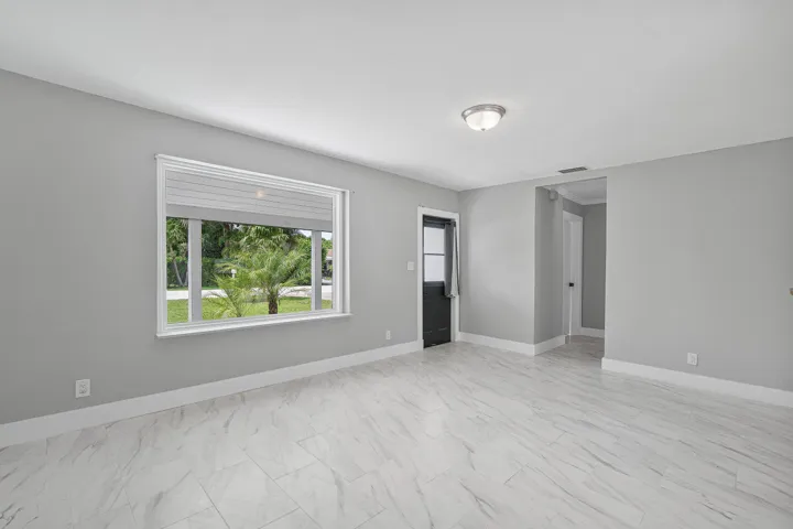 009-246Northeast13thStreet-DelrayBeach-F