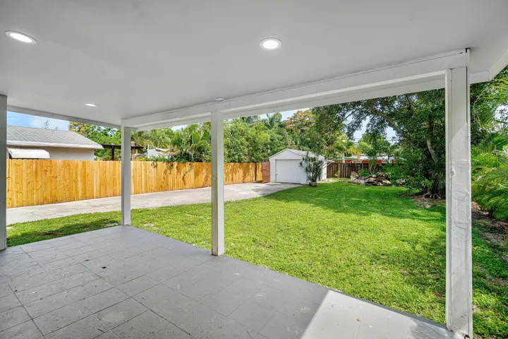 029-246Northeast13thStreet-DelrayBeach-F