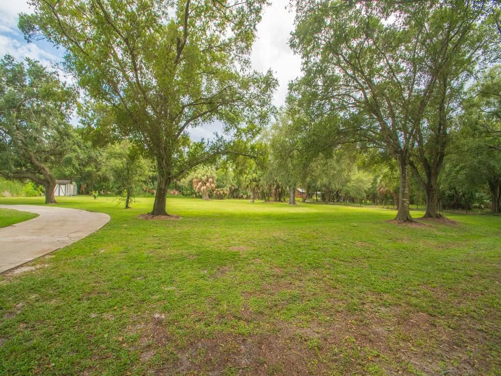 Property photo 73