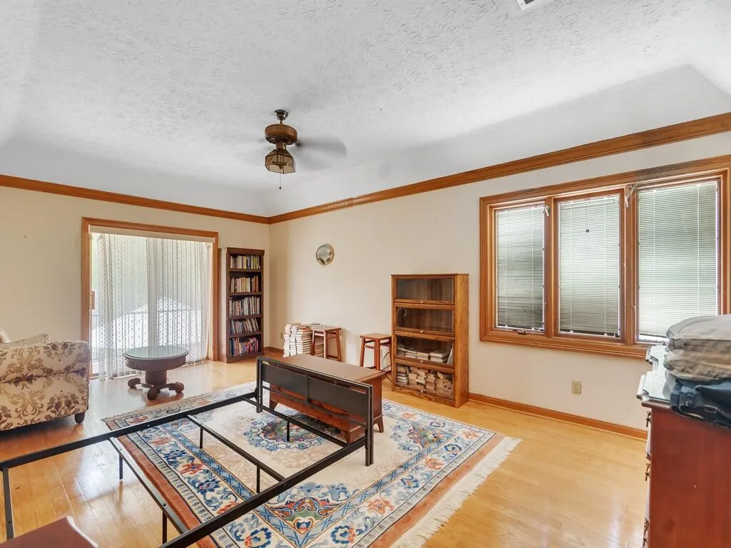 Property photo 30