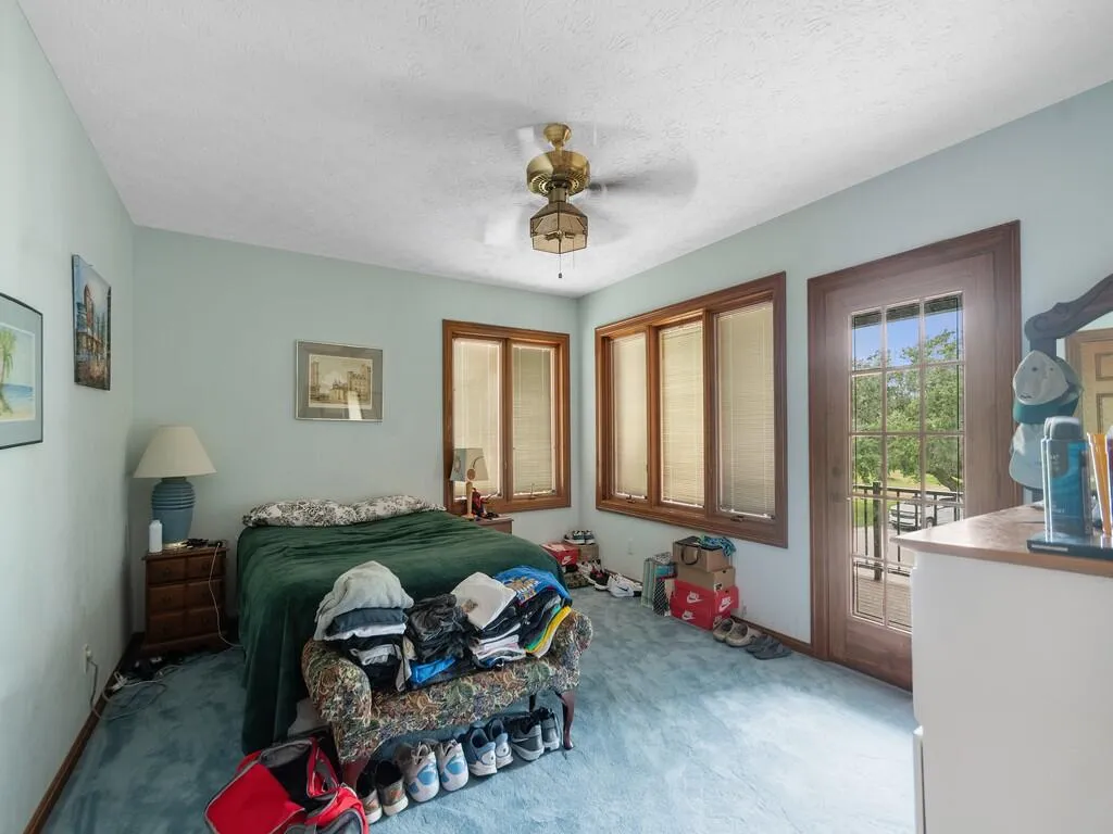 Property photo 28