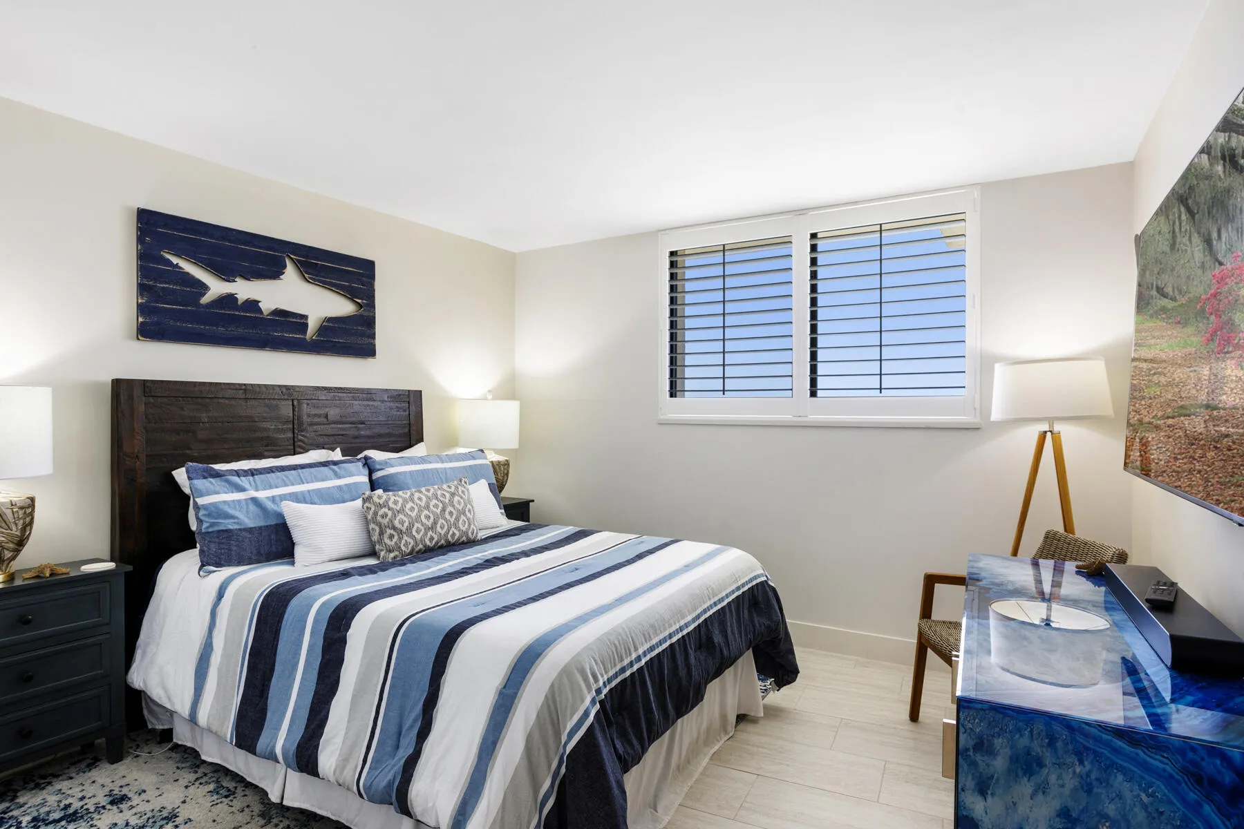 2nd Bedroom Queen Bed