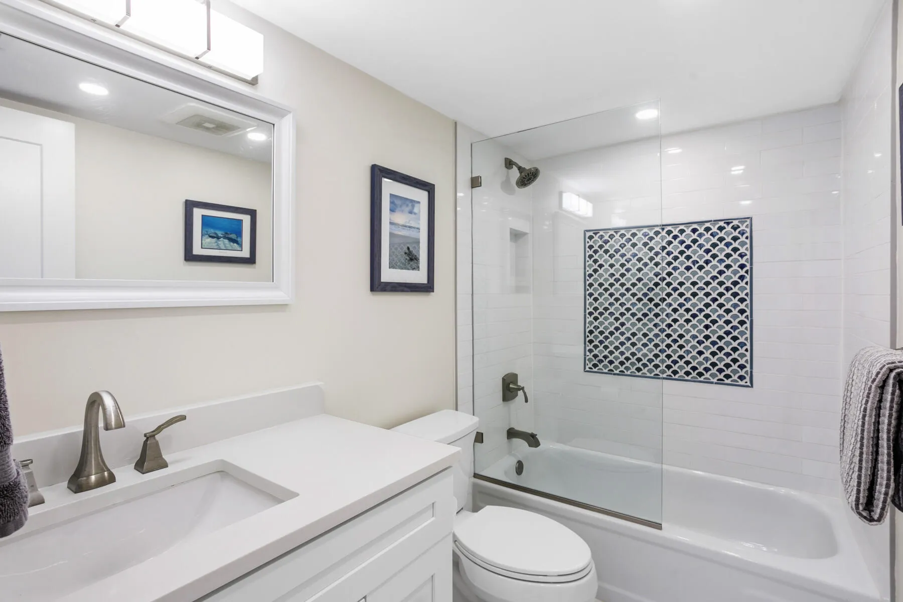 2nd Bathroom