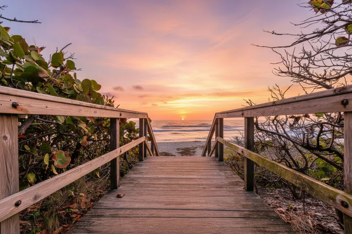 JunoBeachWalkoverSunrise