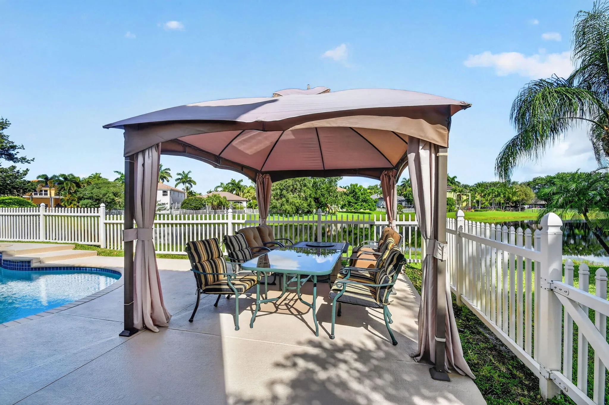Patio Covered Dining