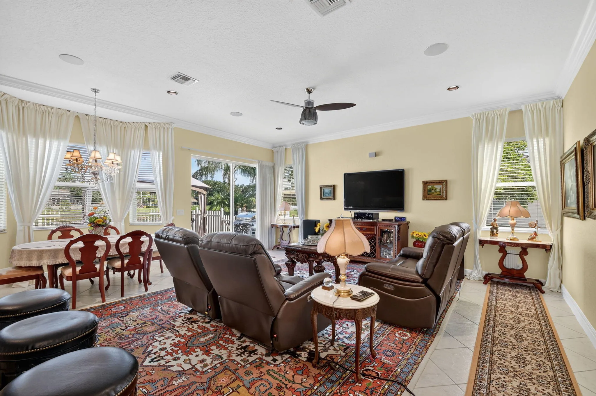 Family Room 1