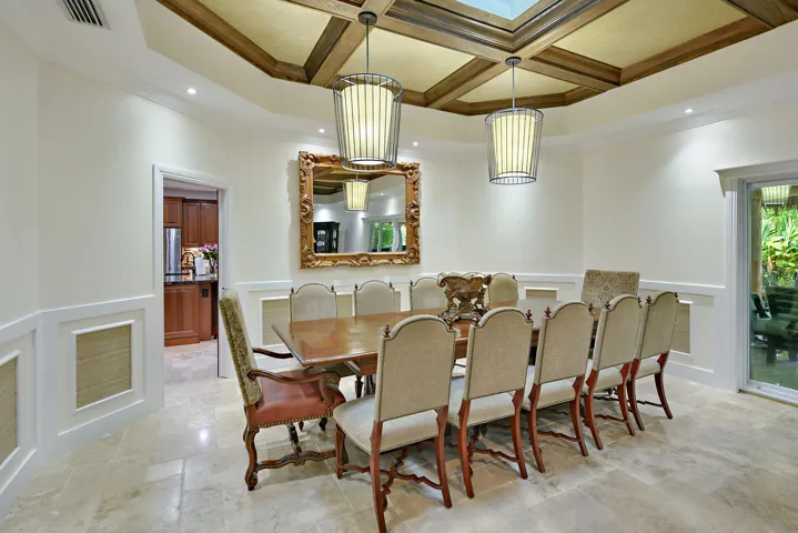 4330 SW Thistle Terrace Palm-large-006-0