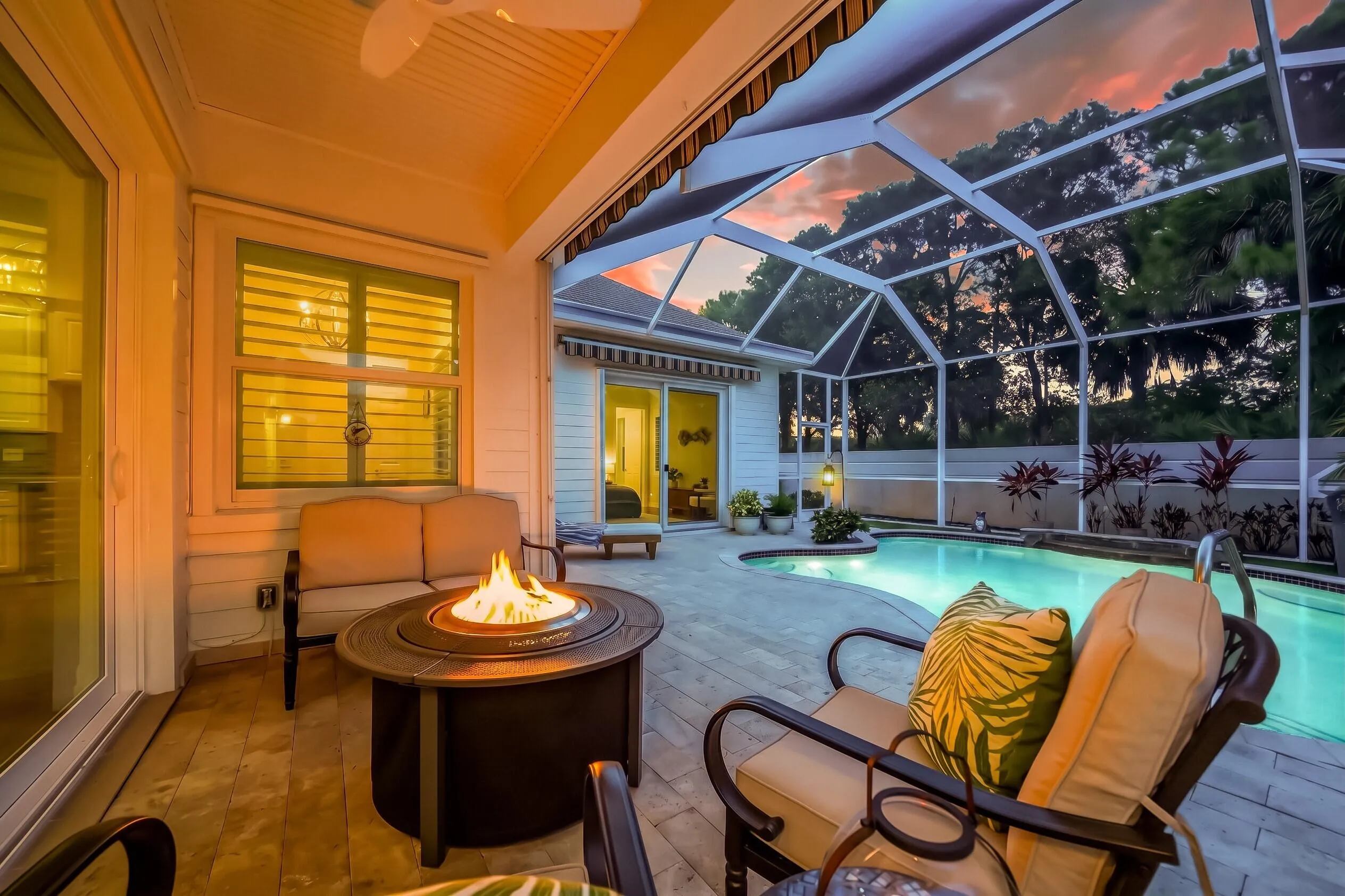 Lanai & Pool