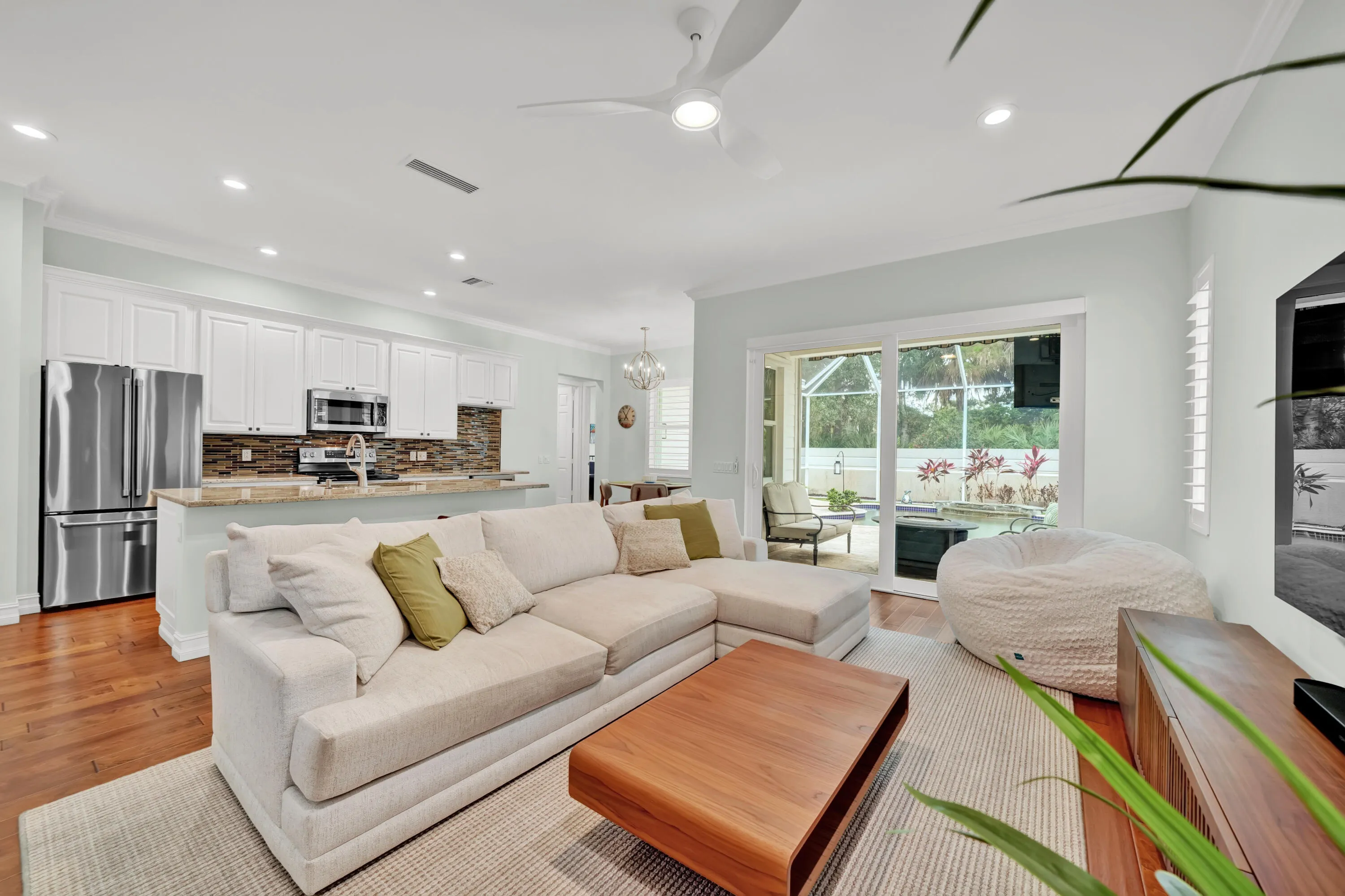 Great Room to Kitchen