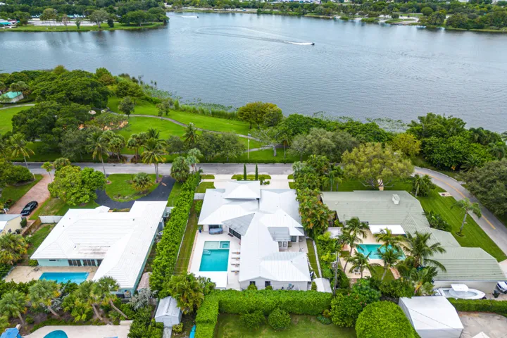 035-1117LakeDrive-DelrayBeach-FL-33444-F