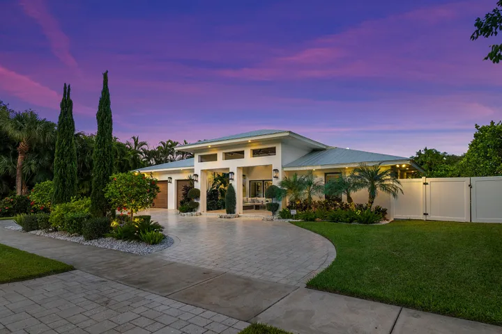 050-1117LakeDrive-DelrayBeach-FL-33444-F