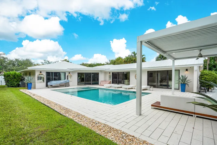 031-1117LakeDrive-DelrayBeach-FL-33444-F