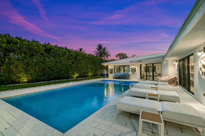 058-1117LakeDrive-DelrayBeach-FL-33444-F