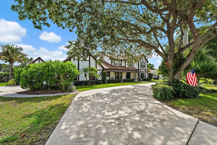 023-88RiverDr-Tequesta-SMALL