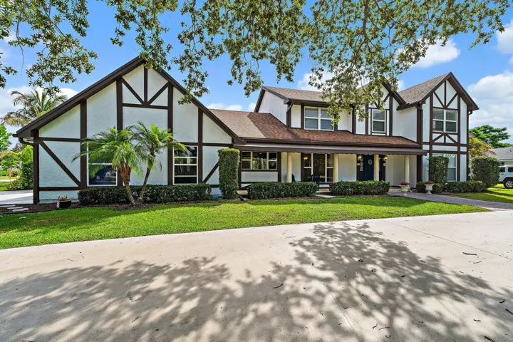 027-88RiverDr-Tequesta-SMALL