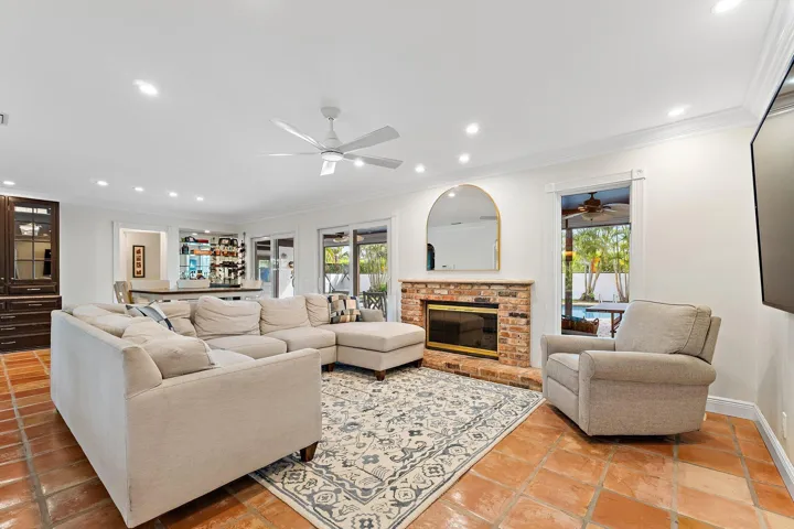 040-88RiverDr-Tequesta-SMALL