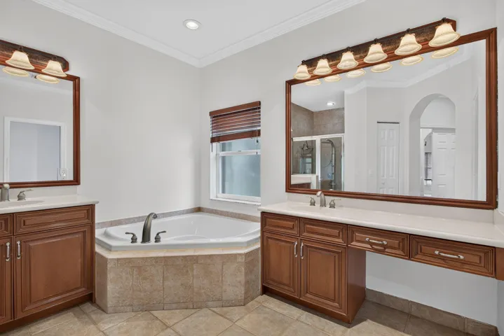27-web-or-mls-6443-6736
