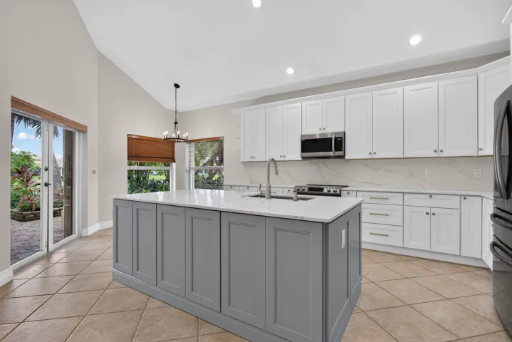 26-web-or-mls-6443-6731