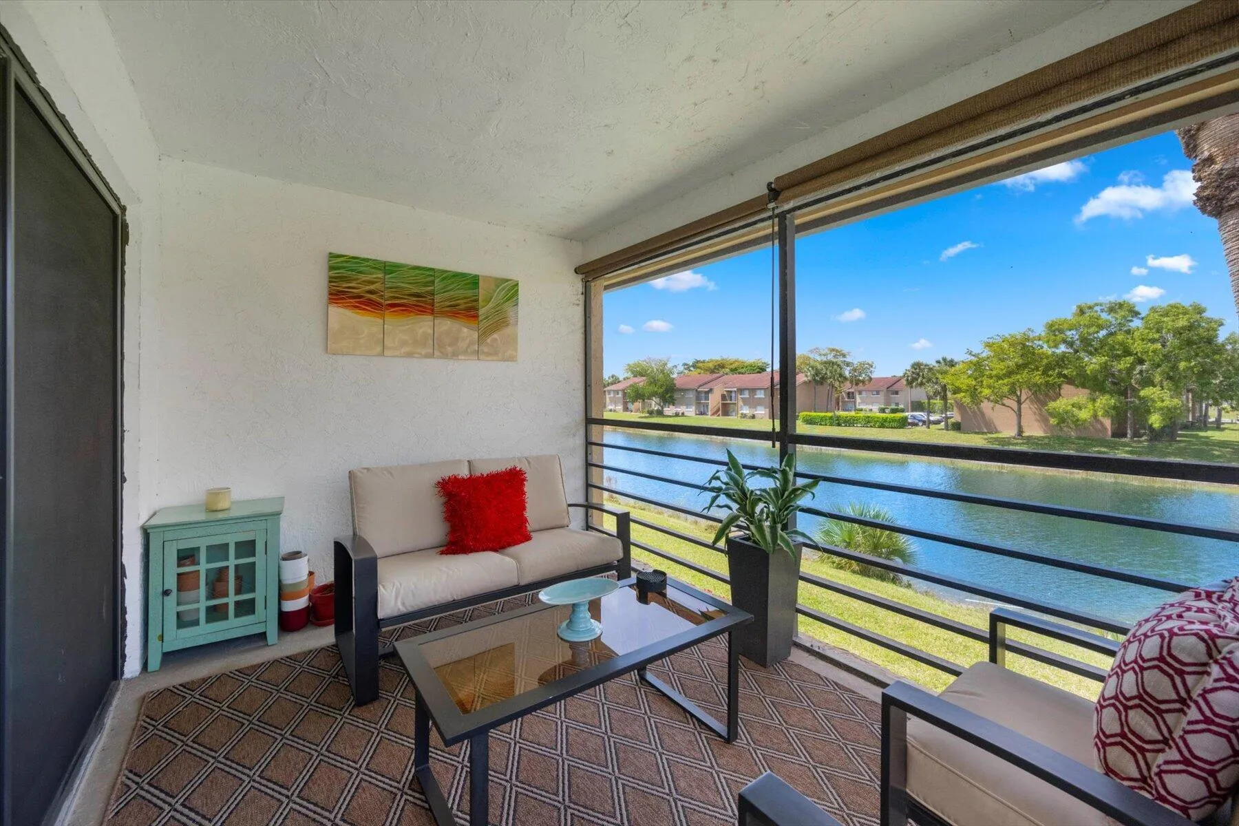 Screened-In Balcony Waterview