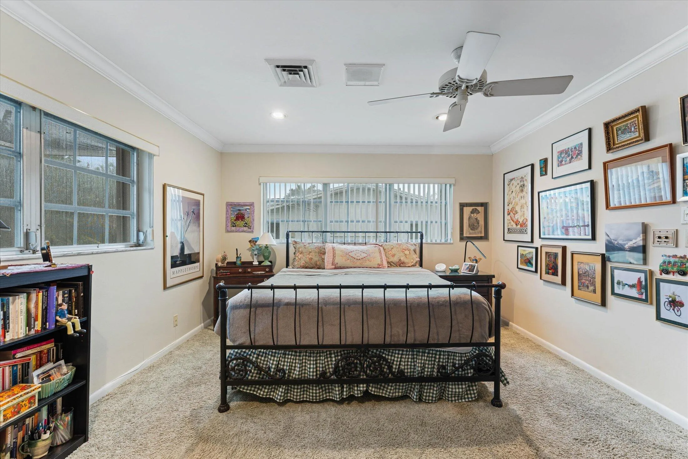 22-4835 Pierce St, Hollywood-45