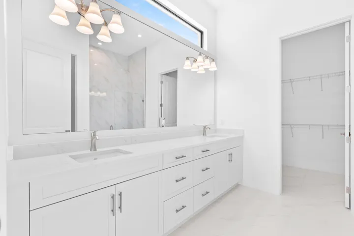 Owner's Bath