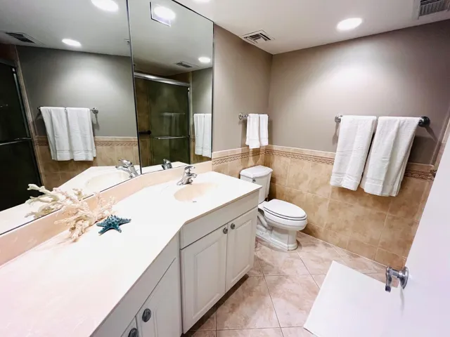 Guest Bath 2