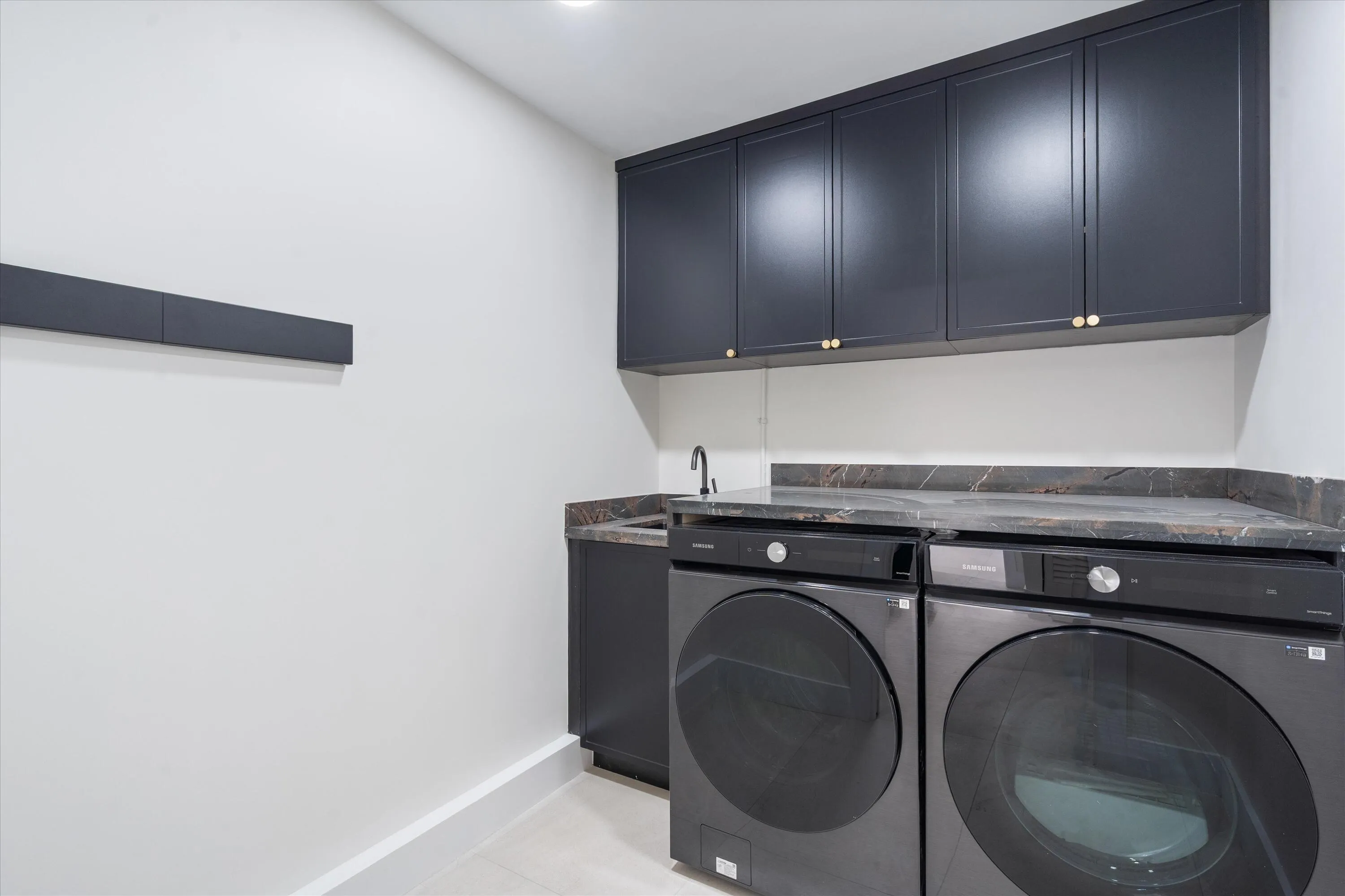 28-3711 NE 27th Ave LHP, FL-123