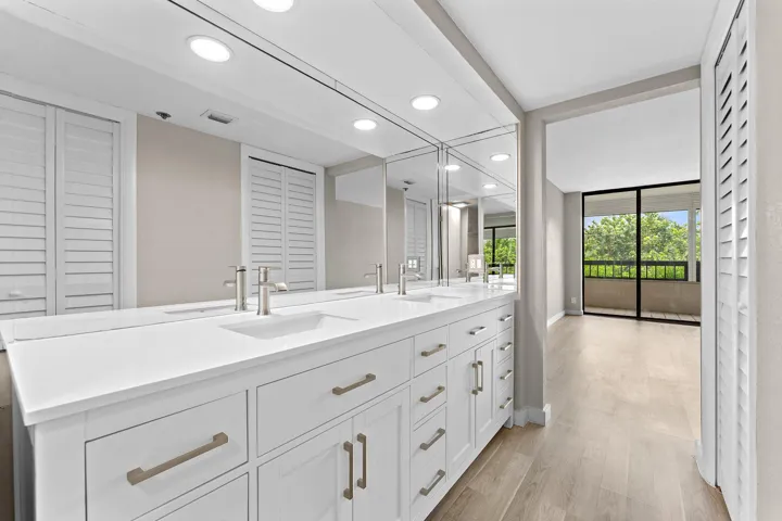 023-6420BocaDelMarDrive-207-BocaRaton-FL