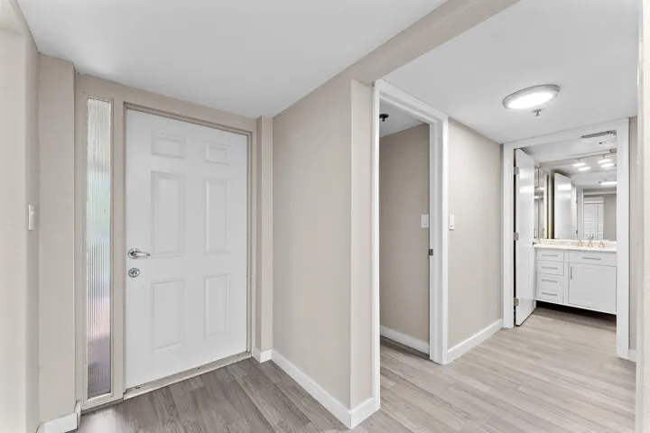 011-6420BocaDelMarDrive-207-BocaRaton-FL
