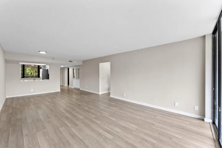 007-6420BocaDelMarDrive-207-BocaRaton-FL