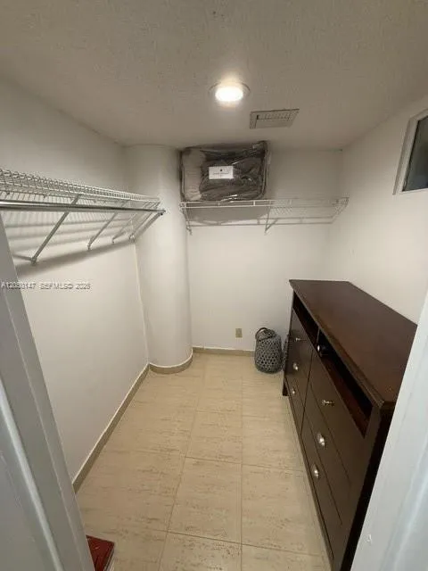 walking closet in master