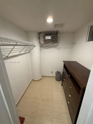 walking closet in master