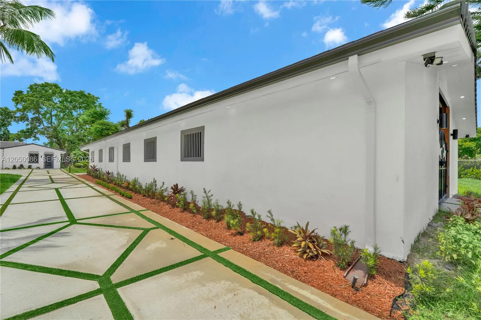 Property photo 72