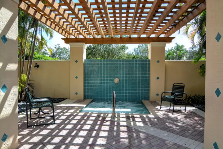 cascades spa