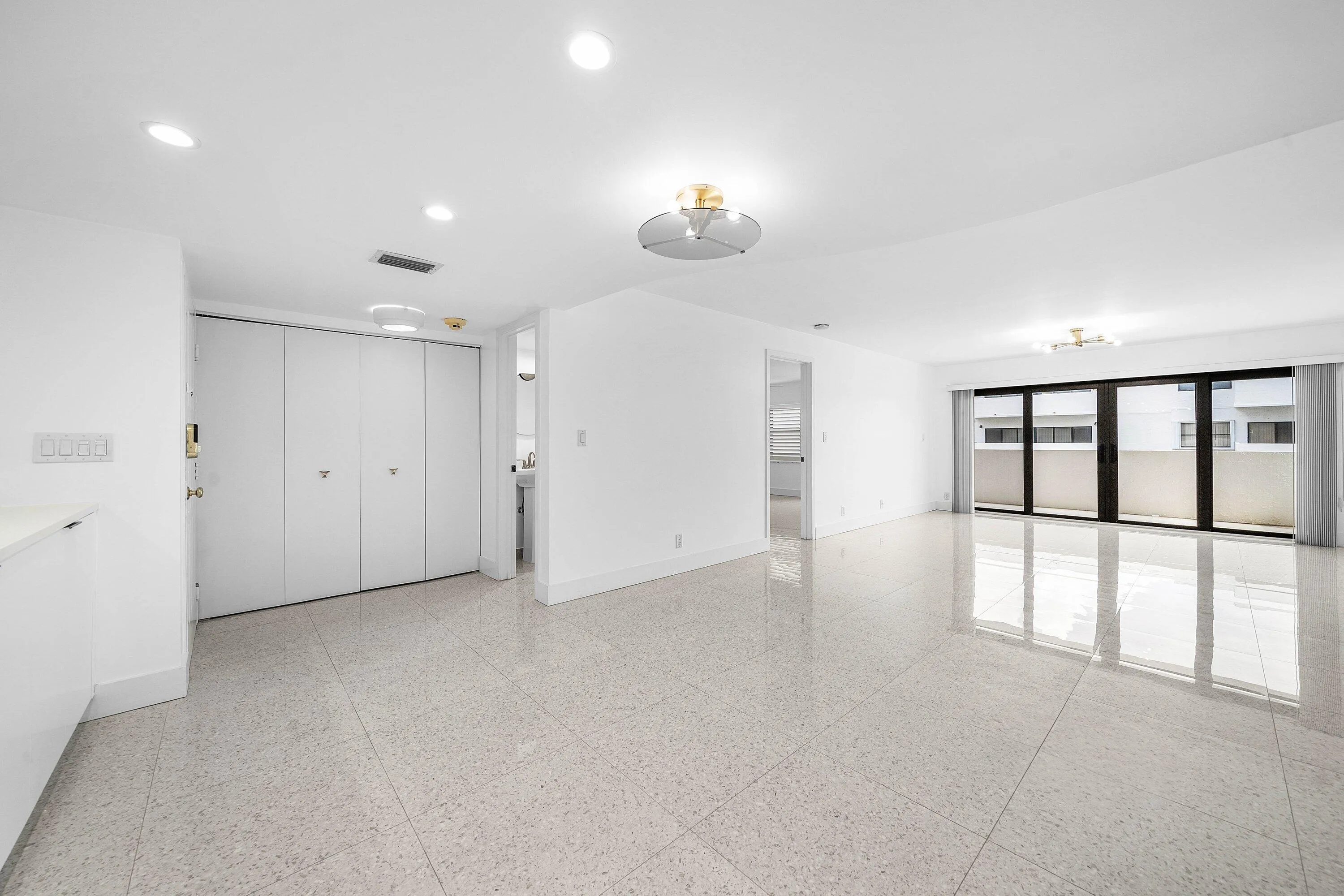 005-330Southeast20thAvenue-408-Deerfield