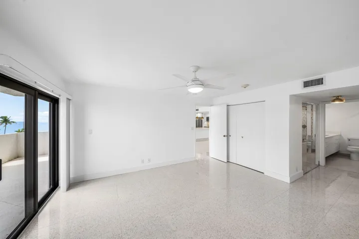 022-330Southeast20thAvenue-408-Deerfield
