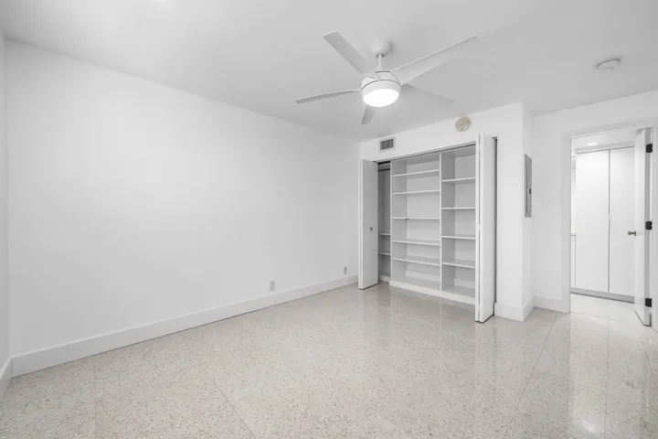 021-330Southeast20thAvenue-408-Deerfield