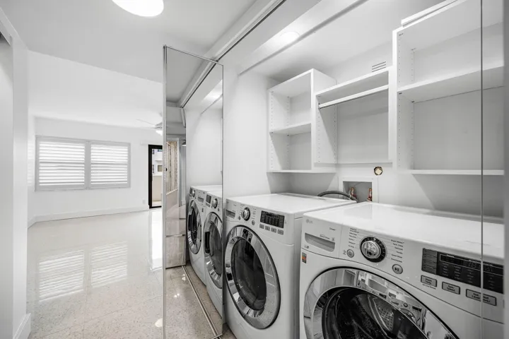 024-330Southeast20thAvenue-408-Deerfield